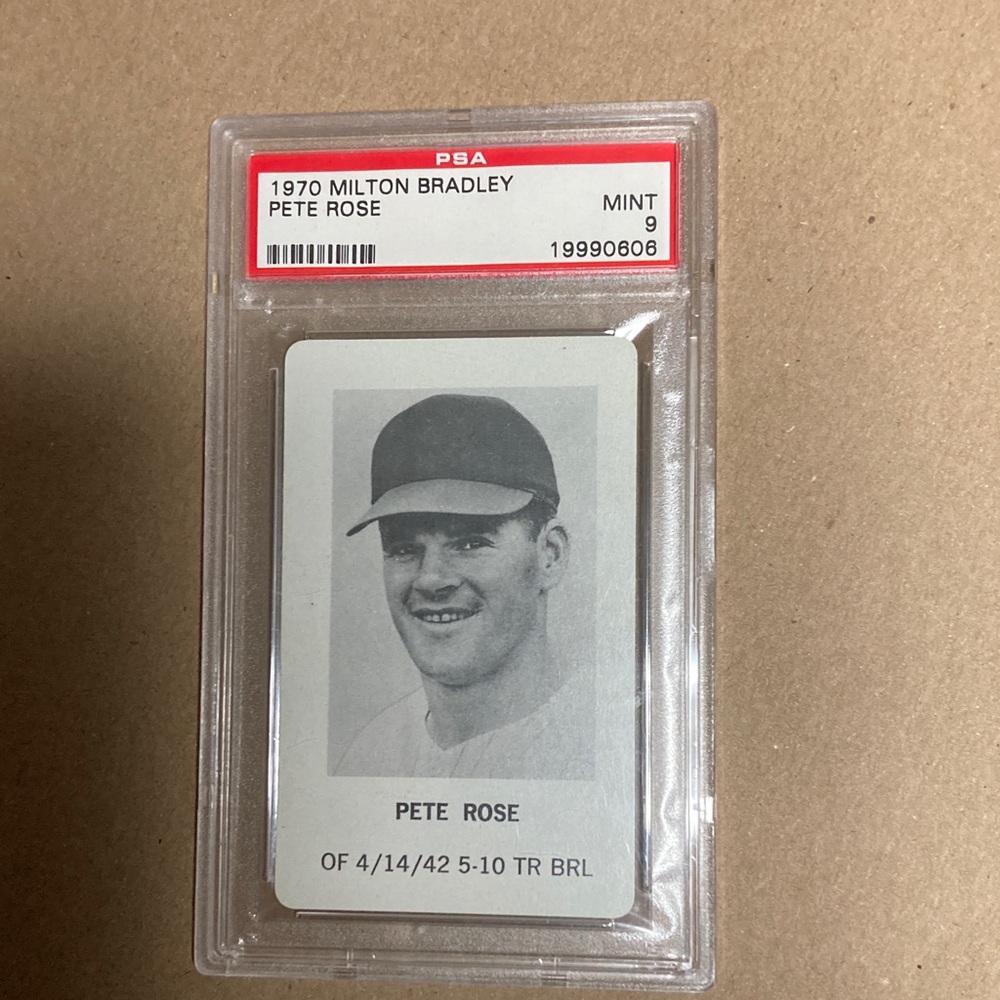 Vintage Baseball  Pete Rose Gem Mint 9